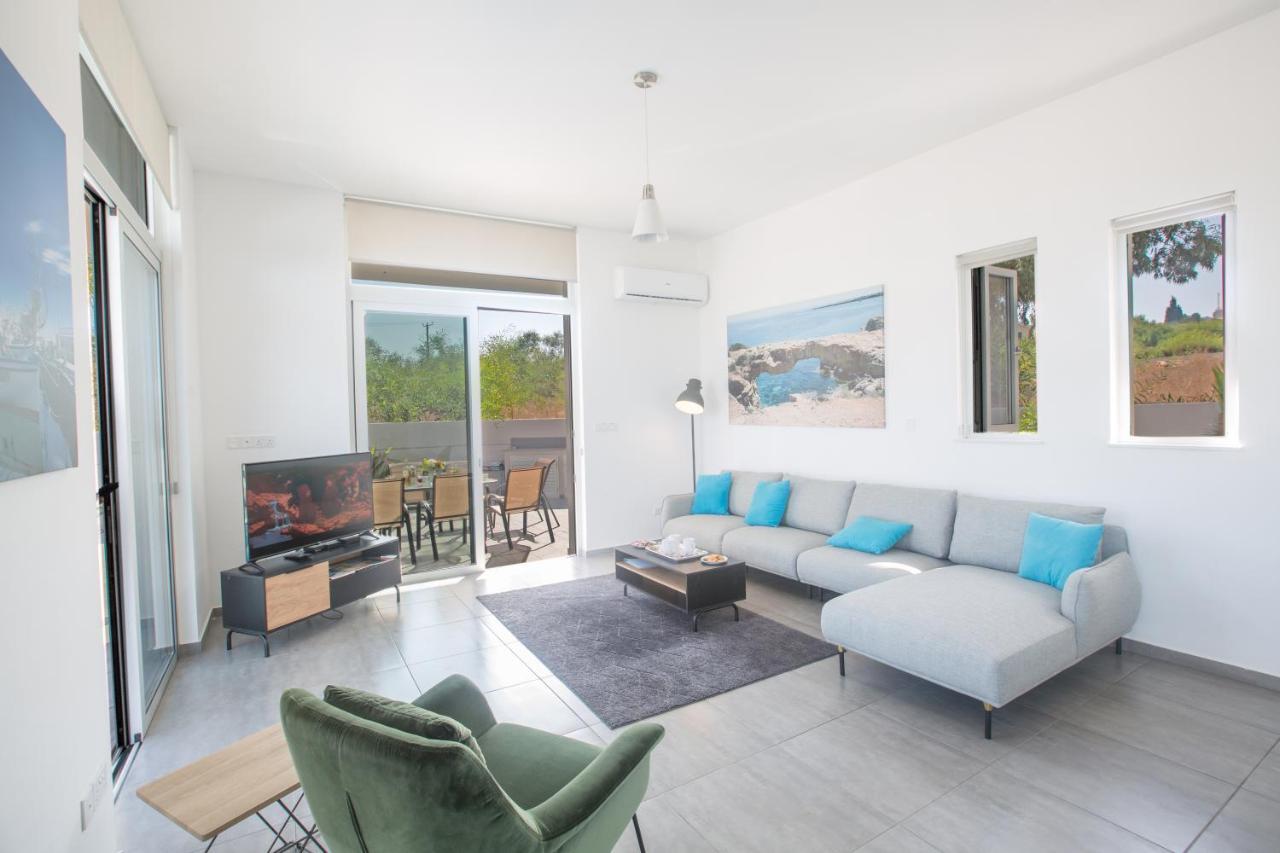 פרוטאראס Polymnia Luxury Villas מראה חיצוני תמונה